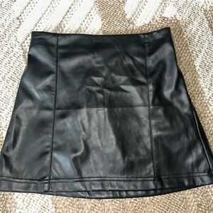 Old Navy Black Faux Leather Skirt